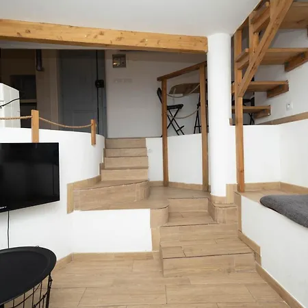 Daire Loft In *